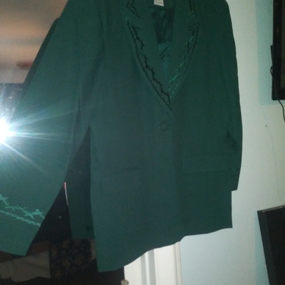 blazer - Picture 4 of 5